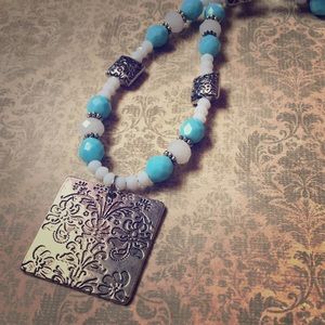 Handcrafted Glass Bead Damask Pendant Necklace